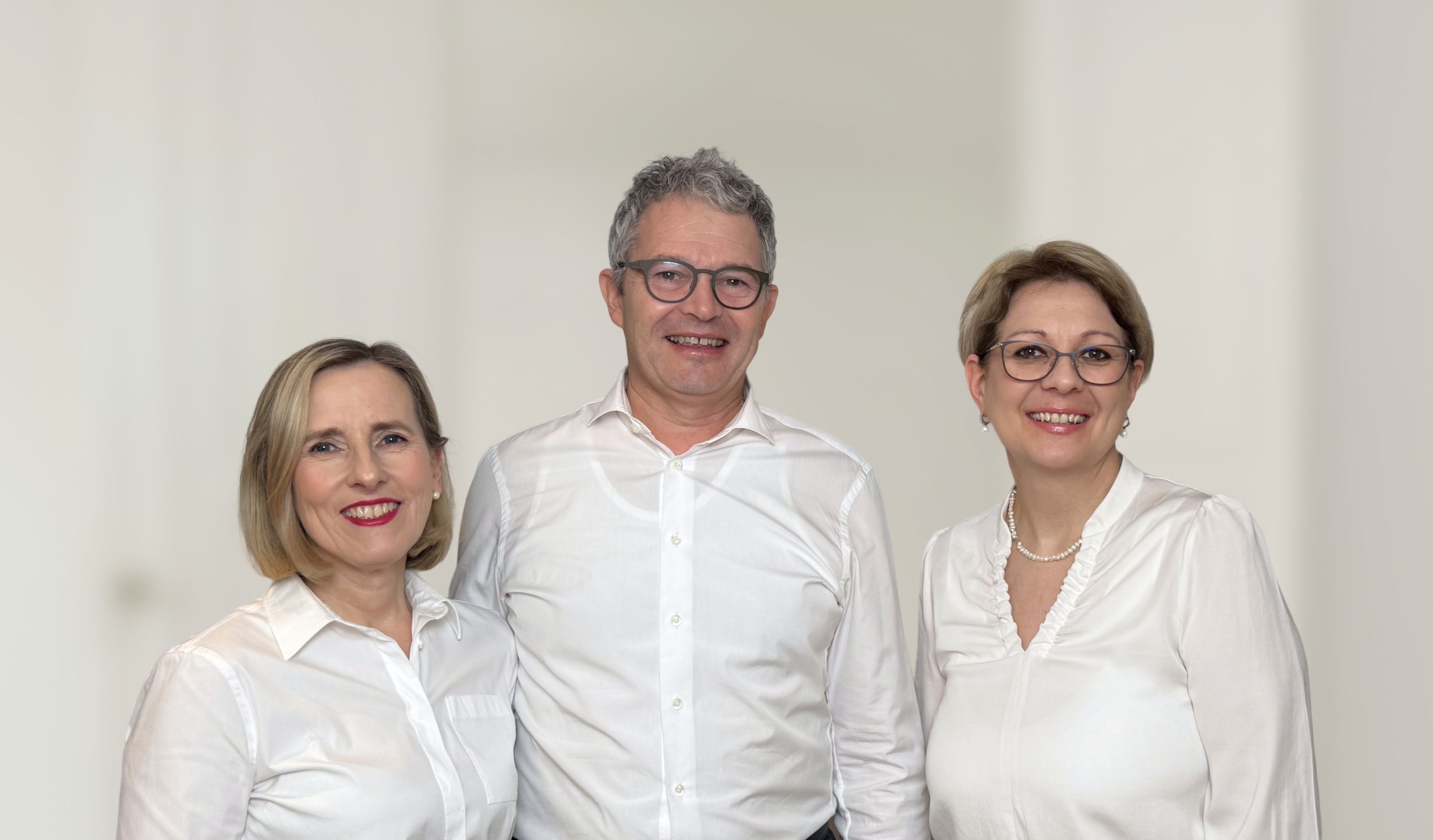 Dr. med. Nicole Viereck, Prof. Dr. med. Volker Viereck und Dr. med. Irena Zivanovic-Benedetto